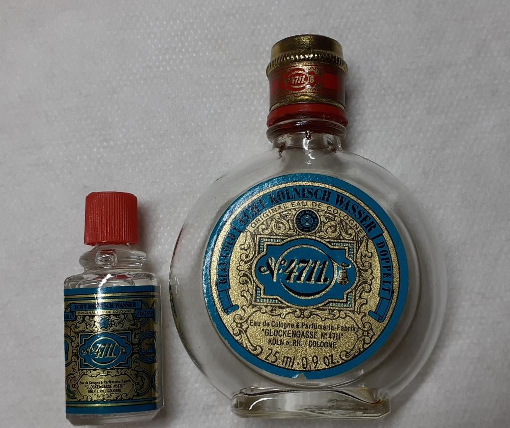 4711 Eau de COLOGNE 2 flesjes, Ophalen of Verzenden, Zo goed als nieuw, Parfumfles