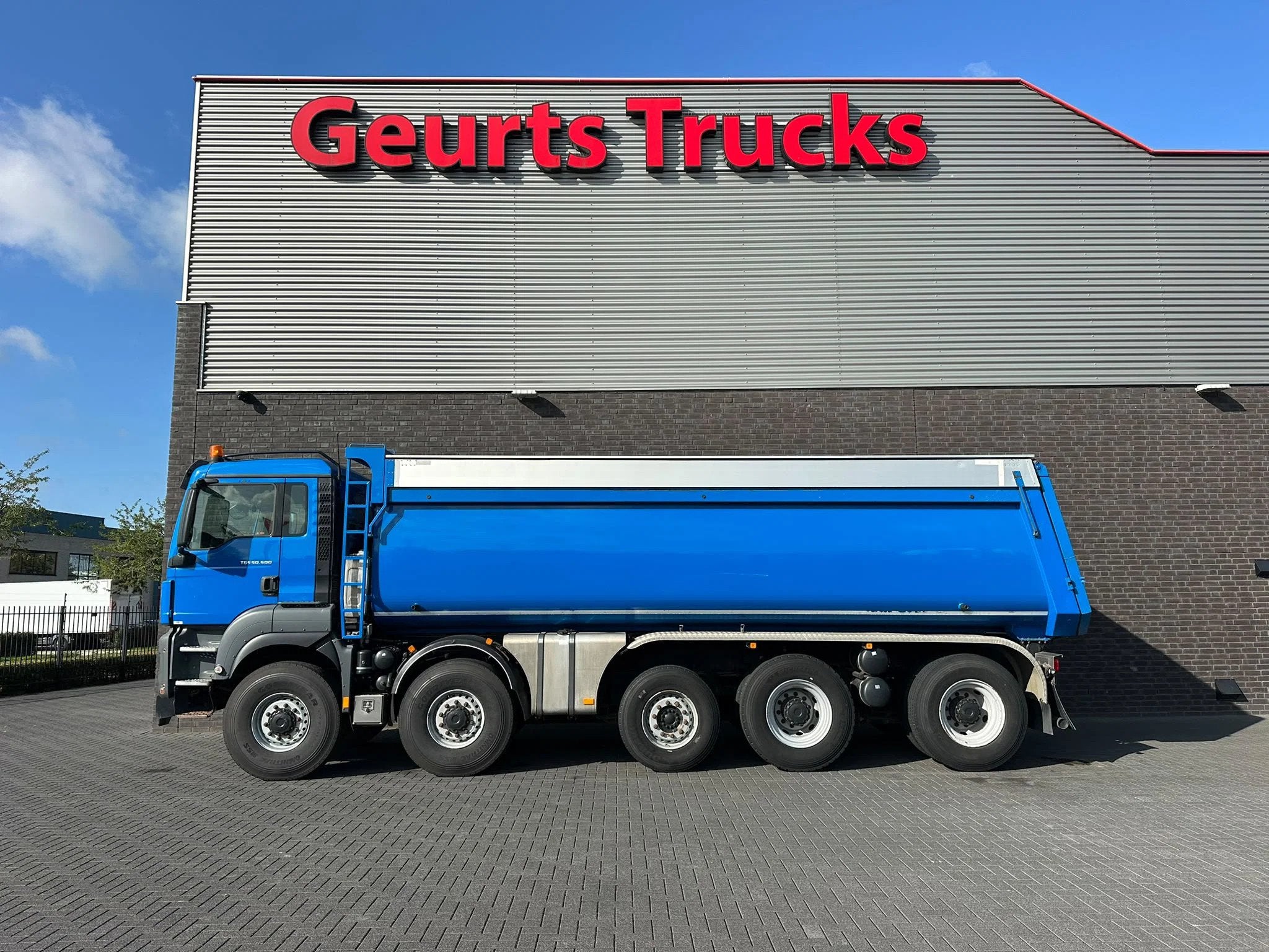 MAN TGS 50.500 10X8 BLH WSA KIPPER MET AFDEKKLEPPEN, Euro 6, Blauw, MAN, Bedrijf