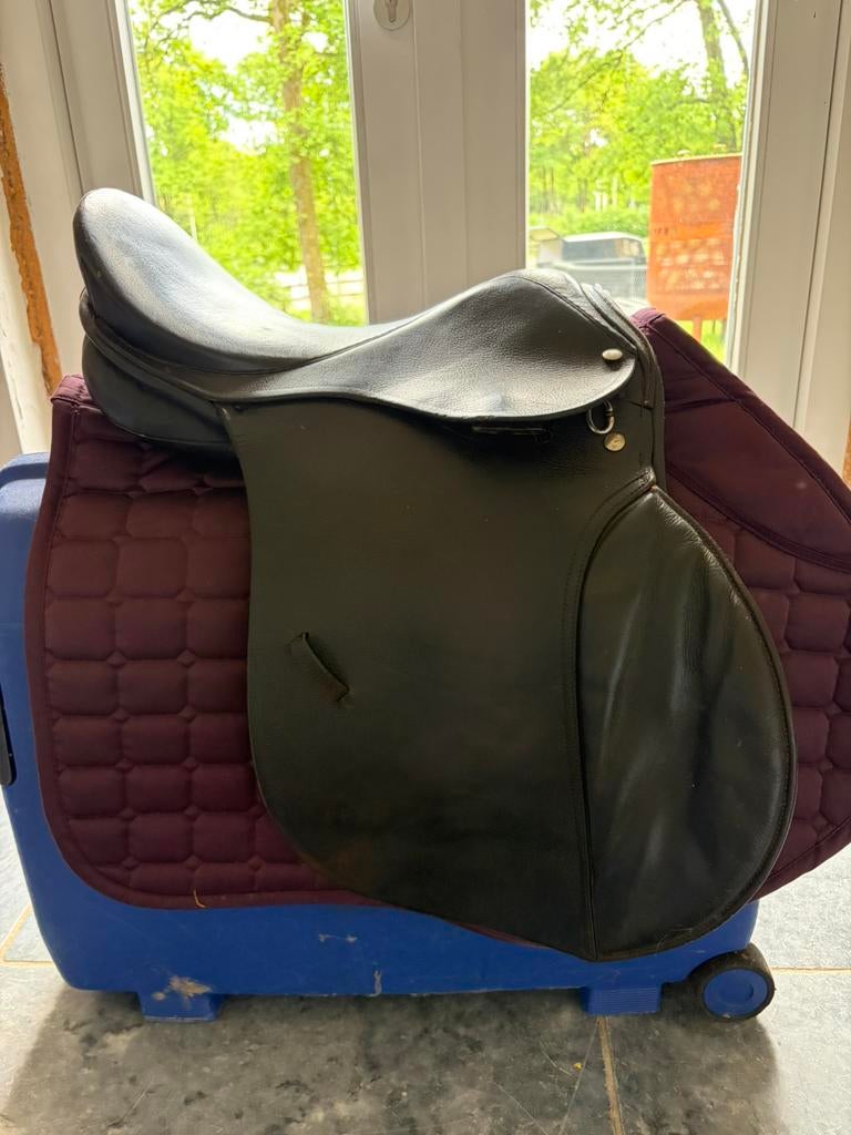 Zadel te koop, Dieren en Toebehoren, Paarden en Pony's | Zadels, Ophalen of Verzenden, Gebruikt, Recreatie