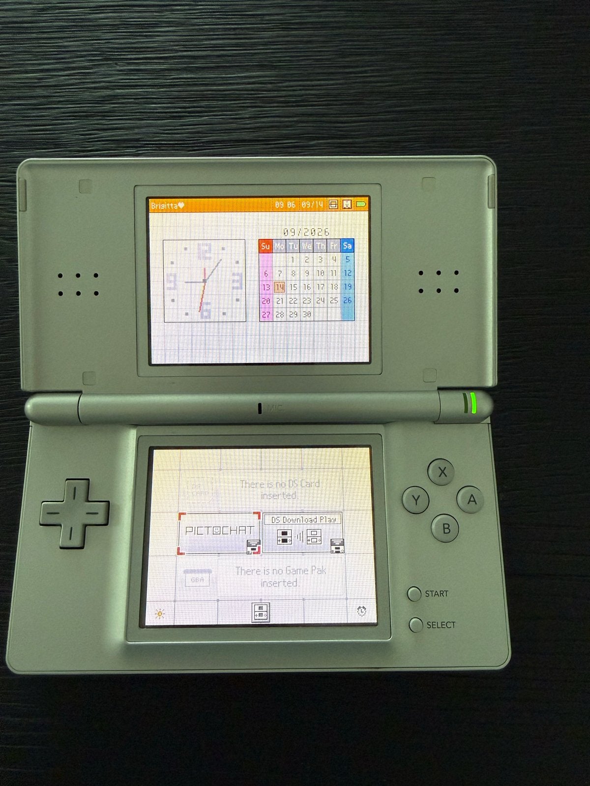 Nintendo DS Lite - Zo goed als nieuw, Spelcomputers en Games, Ophalen of Verzenden, Zo goed als nieuw, DS Lite, Zilver