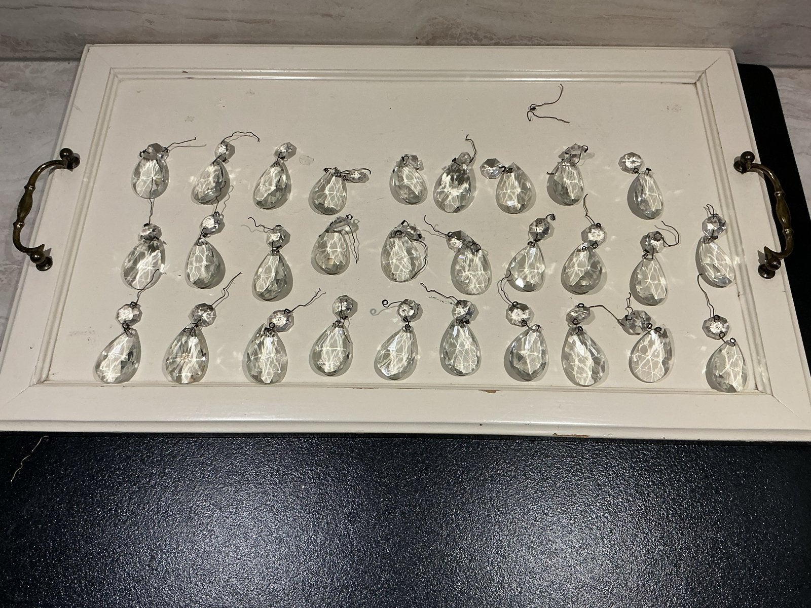 28 antieke uranium glas kristallen voor kroonluchter, Antiek en Kunst, Antiek | Glas en Kristal, Verzenden