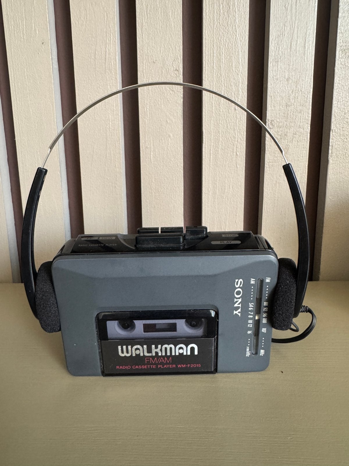 Sony Walkman WM-F2015 met FM/AM radio en koptelefoon, Ophalen of Verzenden, Walkman