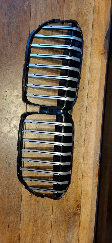 Originele BMW 7 serie Grill G11 G12 7475318 -09, Voor, Nieuw, Ophalen of Verzenden, Bumper