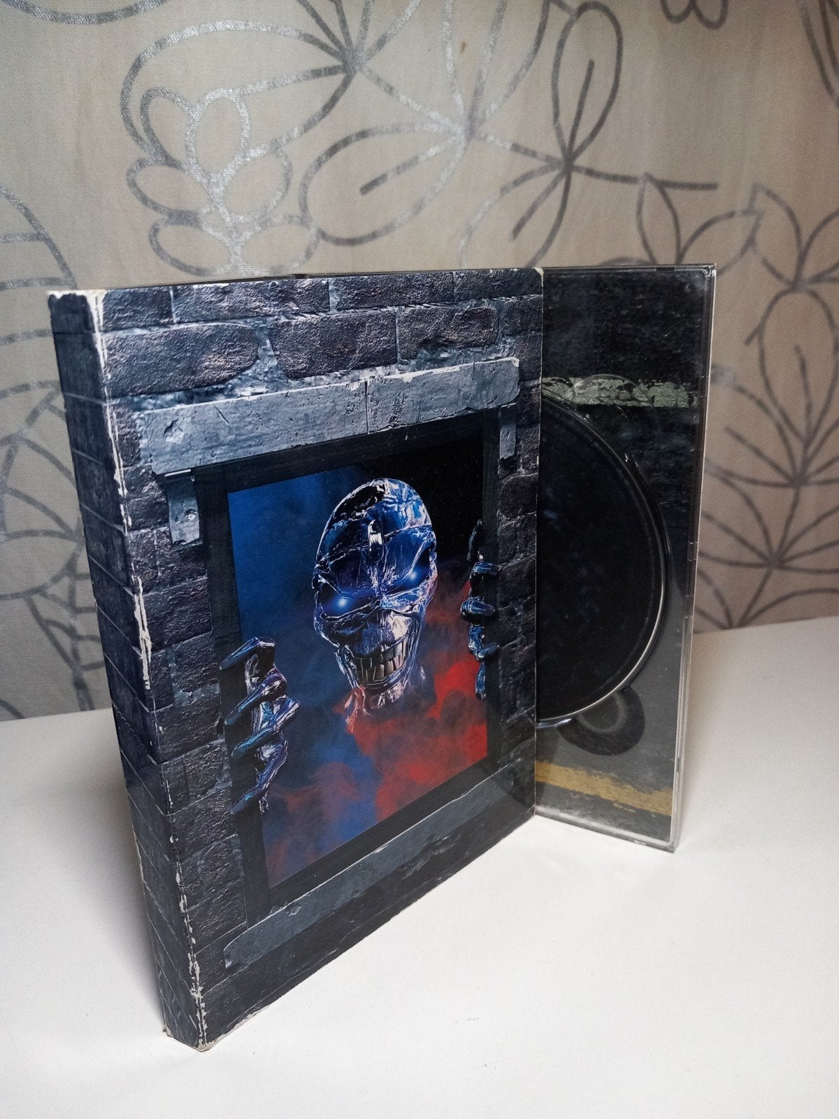Iron Maiden - Visions of the Beast (DVD), Ophalen of Verzenden, Zo goed als nieuw