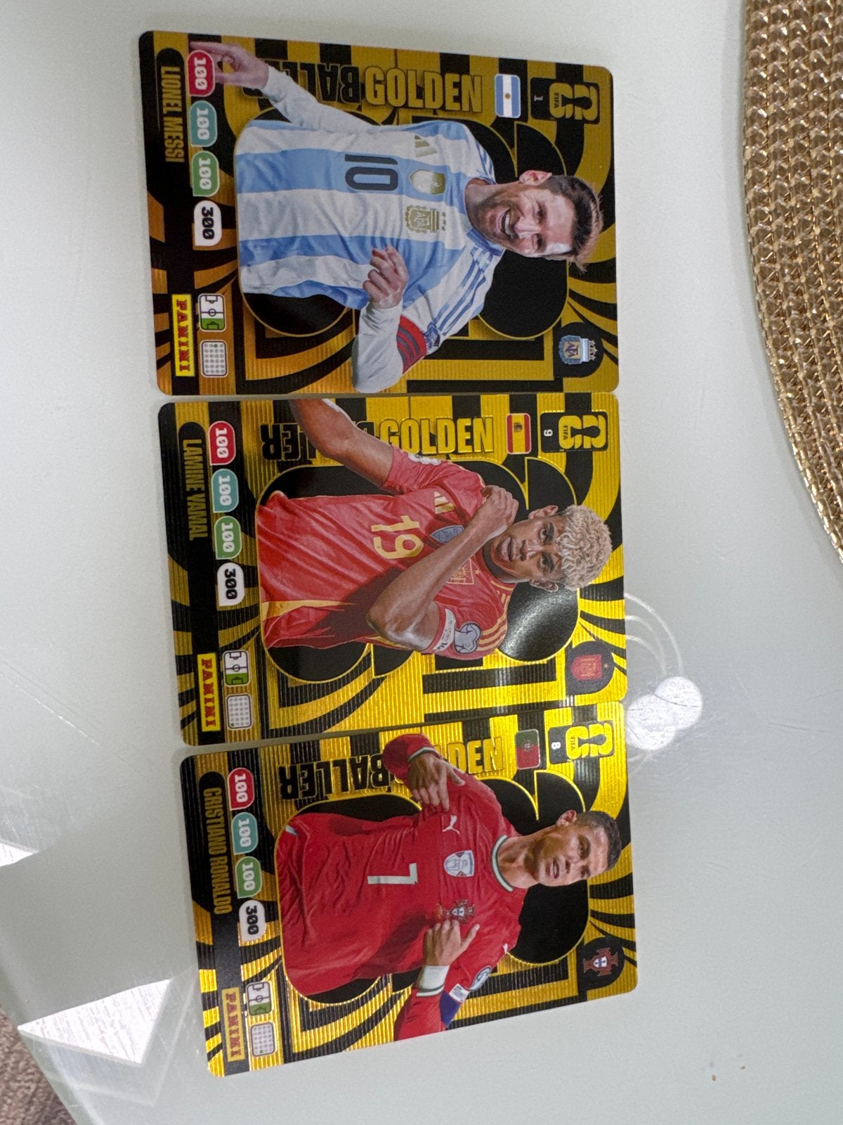 Panini Adrenalyn XL Golden Baller Messi Ronaldo Lamine Yamal, Ophalen of Verzenden, Zo goed als nieuw, Buitenlandse clubs, Spelerskaart