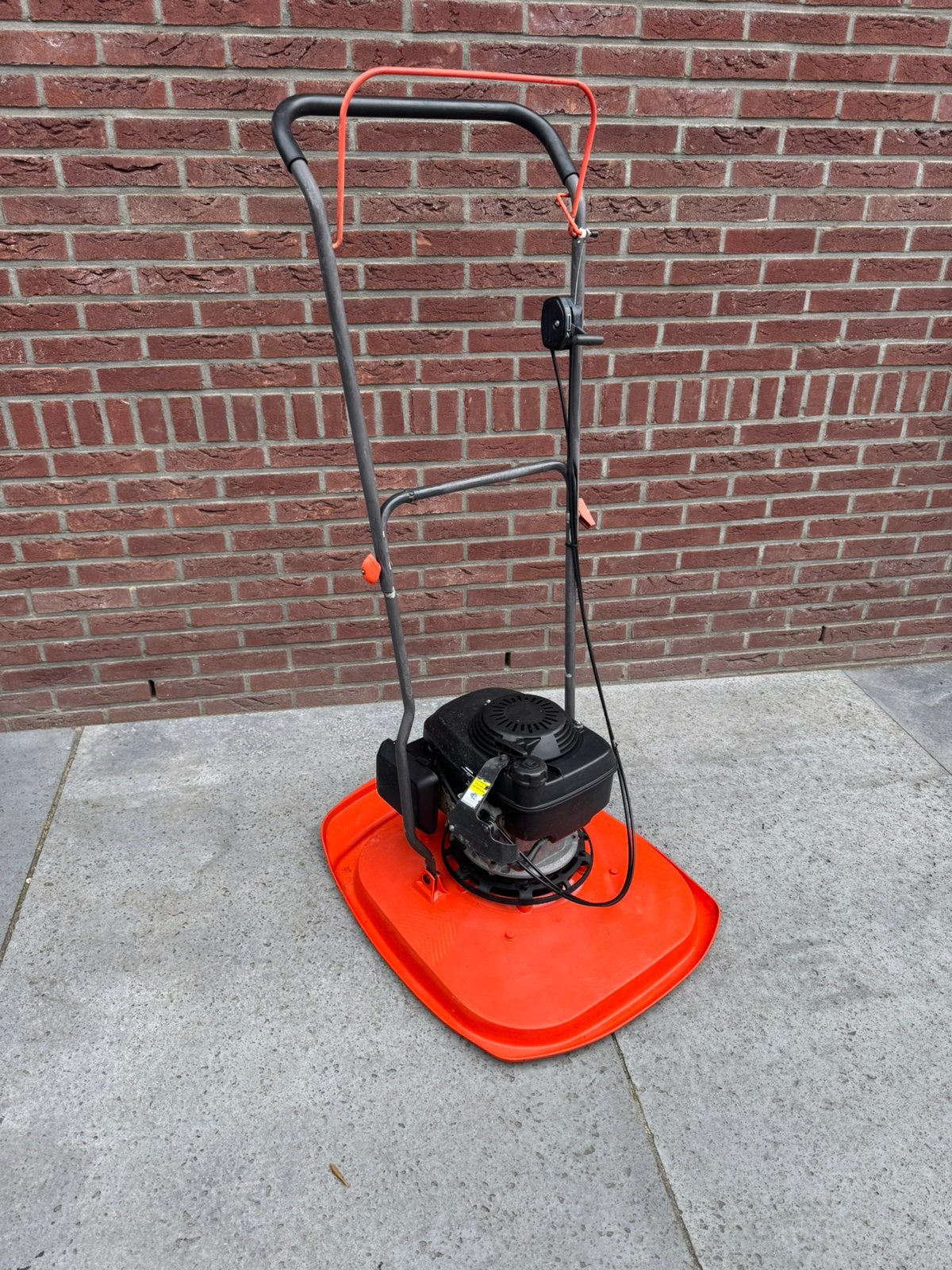 Flymo zweefmaaier met Honda benzinemotor, Gebruikt, Ophalen of Verzenden, Benzine-grasmaaier, 50 cm of meer