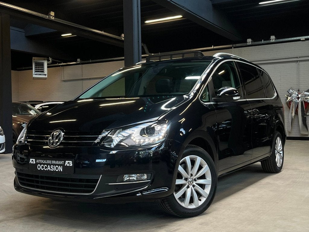 Volkswagen Sharan 1.4 TSI Highline 7pers/Camera/Led/Trekhaak, Auto's, Voorwielaandrijving, 15 km/l, Euro 6, 4 cilinders