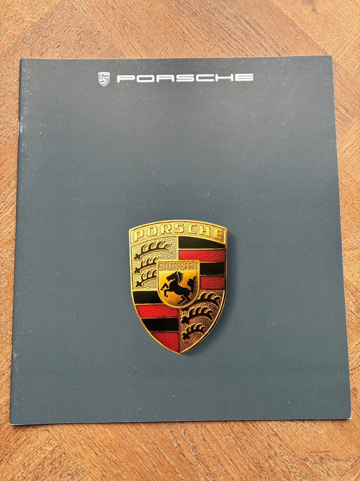 Porsche programma brochure 7/84 - 924 944 911 928, Boeken, Verzenden, Zo goed als nieuw, Porsche