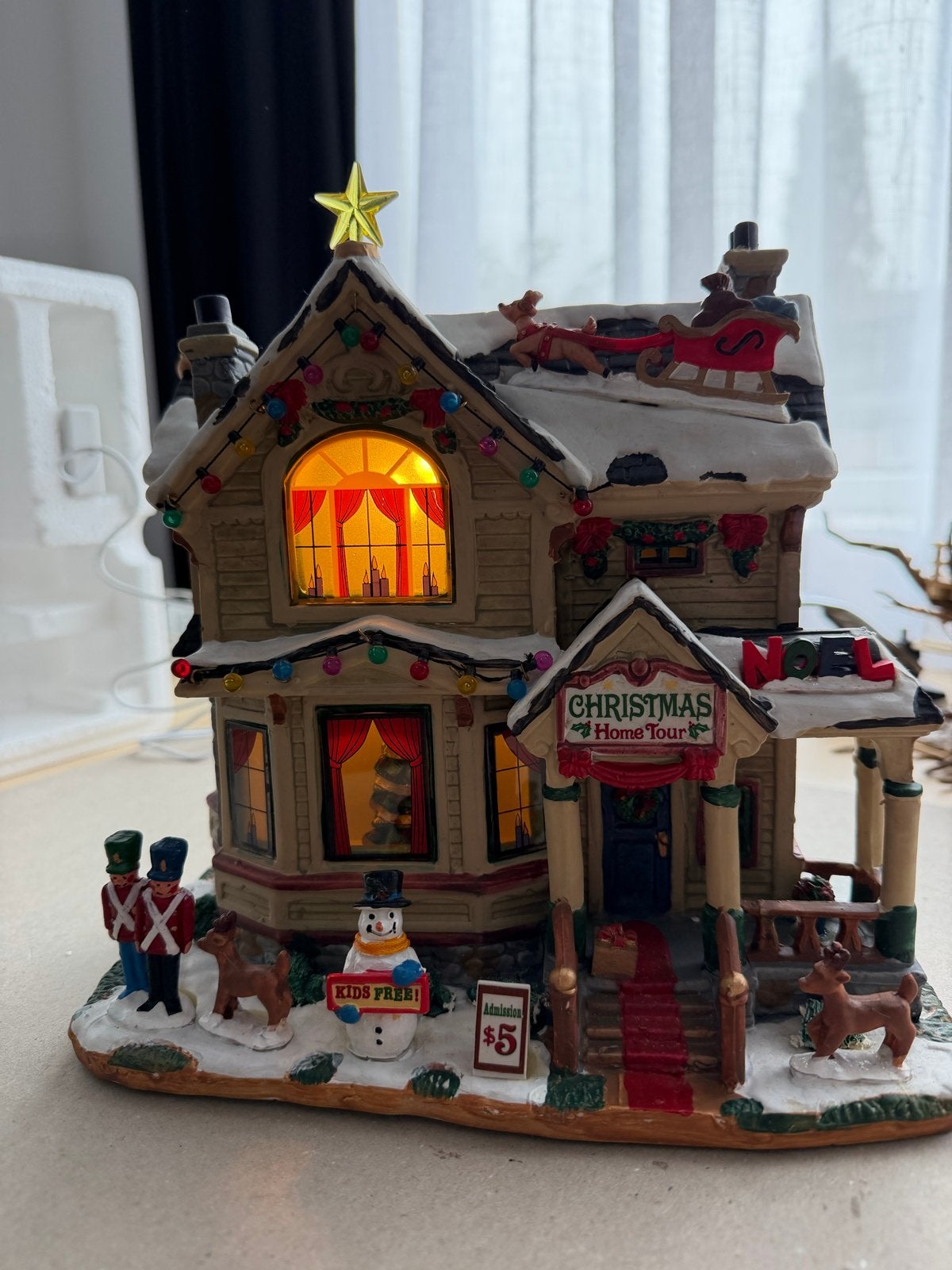 LEMAX Christmas home tour, Ophalen of Verzenden, Zo goed als nieuw