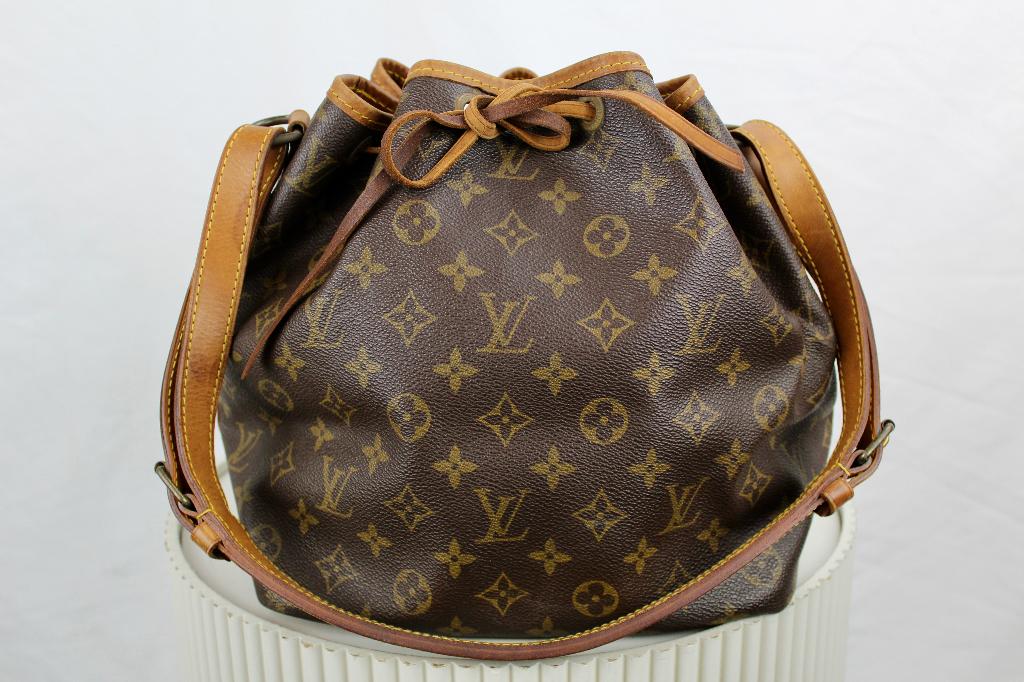 Louis Vuitton Petit Noé - 1059, Sieraden, Tassen en Uiterlijk, Gebruikt, Bruin, Ophalen of Verzenden, Louis Vuitton