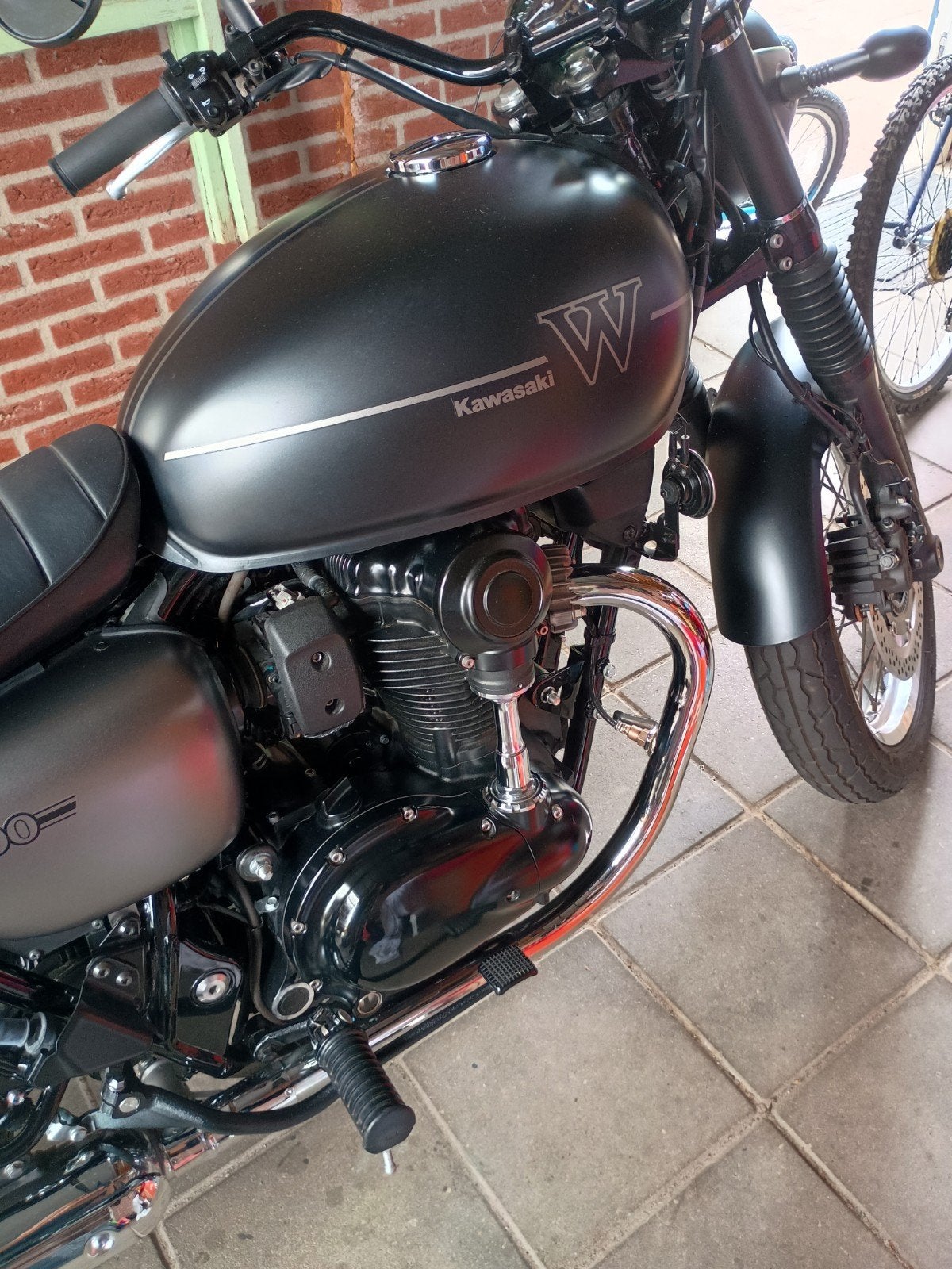 Kawasaki W800 mat zwart met ABS uit 2020, Particulier