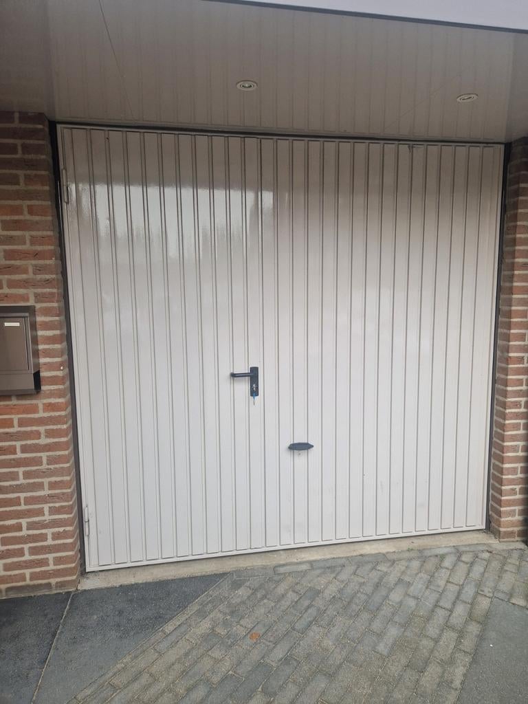 Garagekanteldeur met loopdeur, Ophalen, Gebruikt, Garagedeur, 120 cm of meer