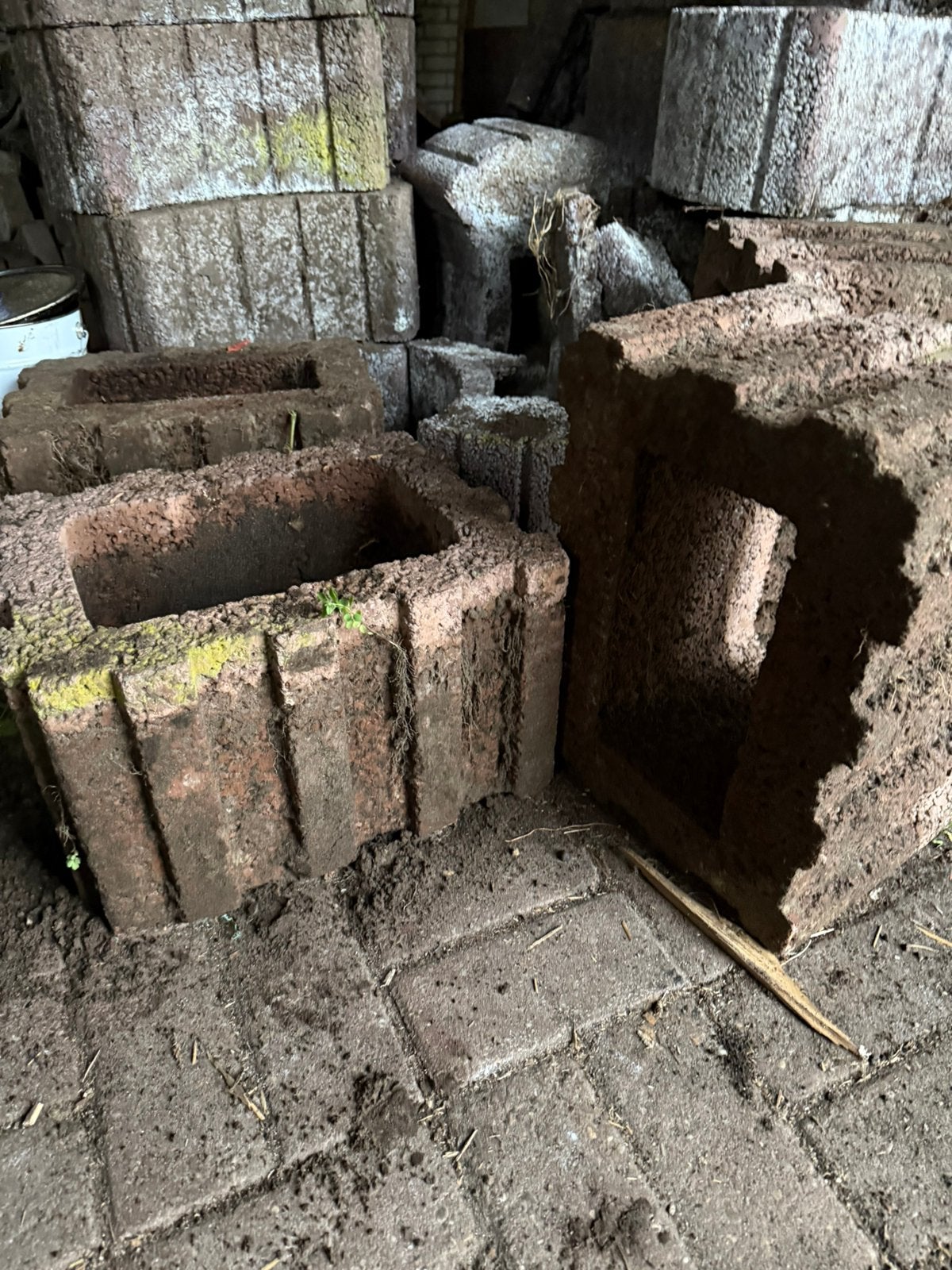 Stenen betonnen plantenbakken, Tuin en Terras, Ophalen of Verzenden, Zo goed als nieuw, Overige materialen