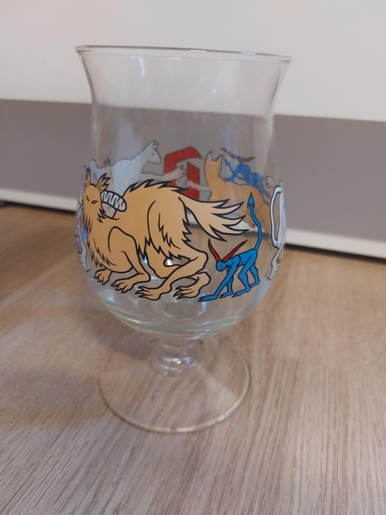 Duvel glas dog or cat Iwan smit 2024, Ophalen of Verzenden, Glas of Glazen, Duvel
