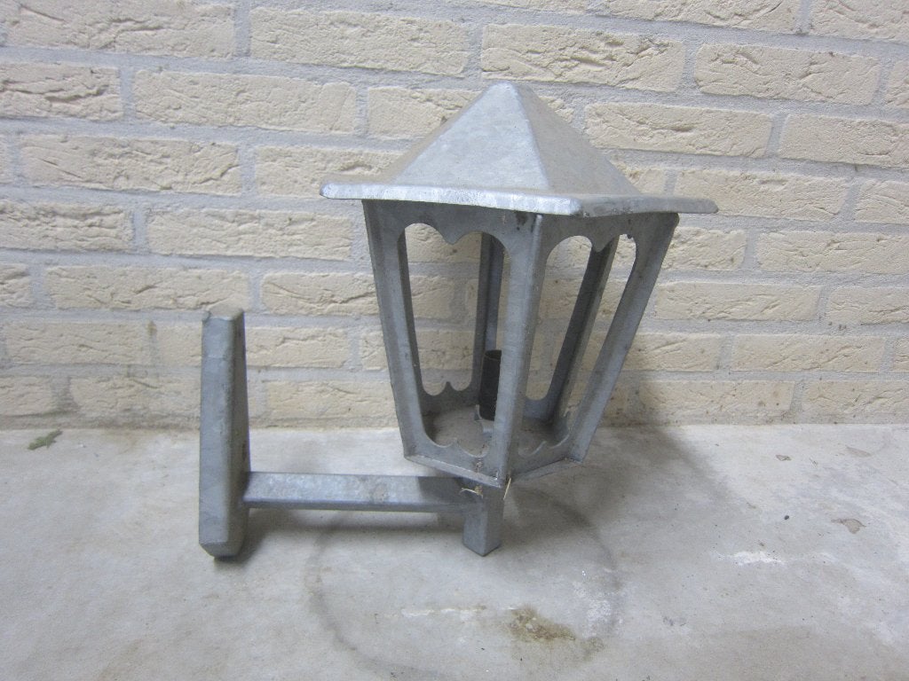 Degelijke + goede metalen buiten lantaarn verlichting GROOT, Tuin en Terras, Wandlamp, Ophalen of Verzenden, 50 tot 250 watt, Waterbestendig