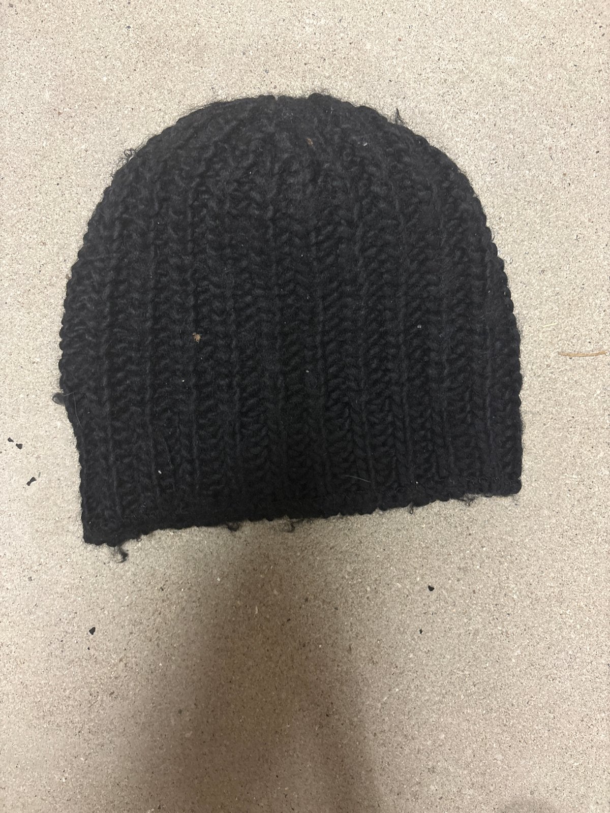 Zwarte gebreide muts, Kleding | Dames, Ophalen of Verzenden, Gedragen, Maat 38/40 (M), Muts