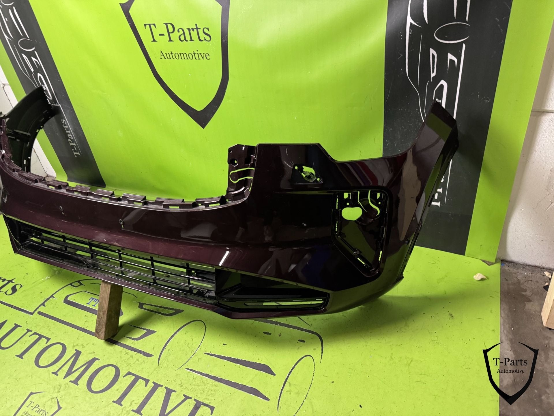 volvo XC90 voorbumper bumper 2024+, Auto-onderdelen, Carrosserie en Plaatwerk, Gebruikt, Gunnar Engellaus vag 8
405 31  Gothenburg, SE