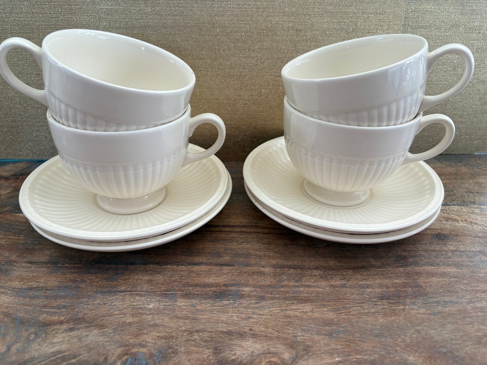 4 Originele Wedgwood Edme Kop en Schotel, Huis en Inrichting, Keuken | Servies, Ophalen, Zo goed als nieuw, Aardewerk, Kop(pen) en/of Schotel(s)