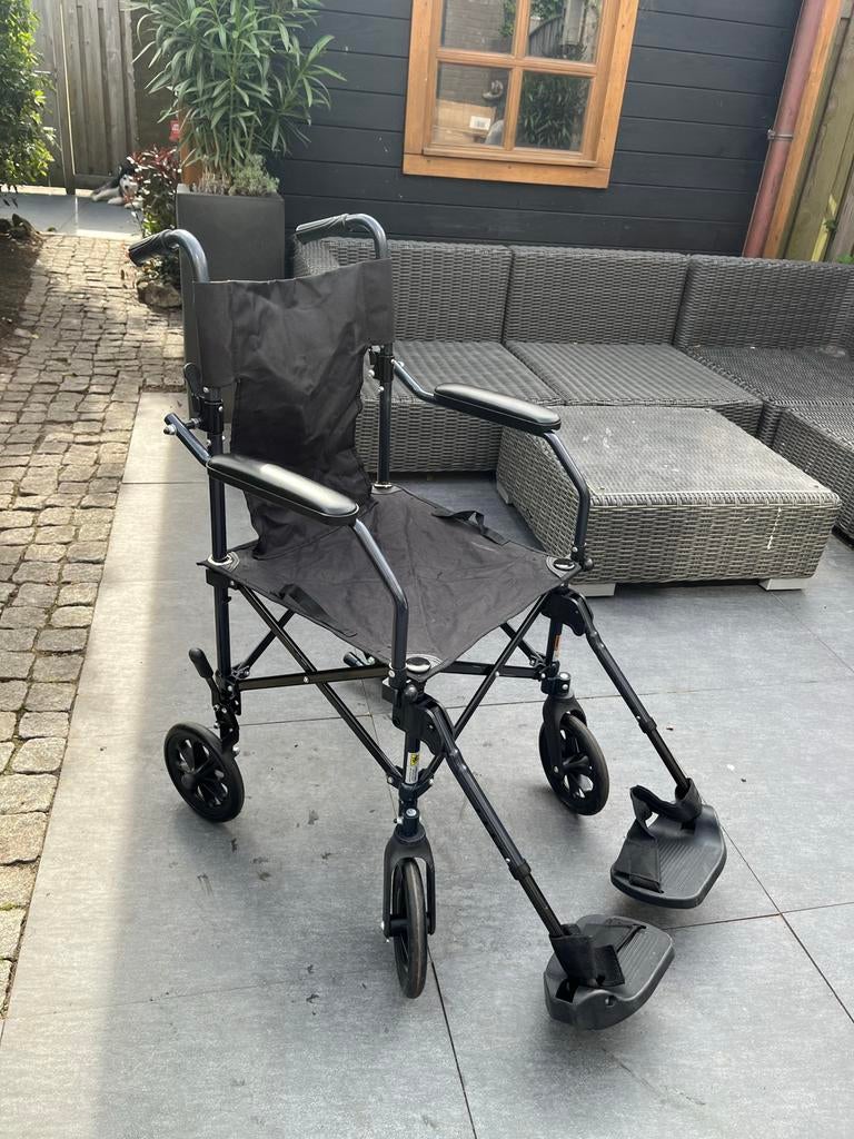 Opvouwbare rolstoel, Diversen, Rolstoelen, Ophalen of Verzenden, Zo goed als nieuw, Duwrolstoel