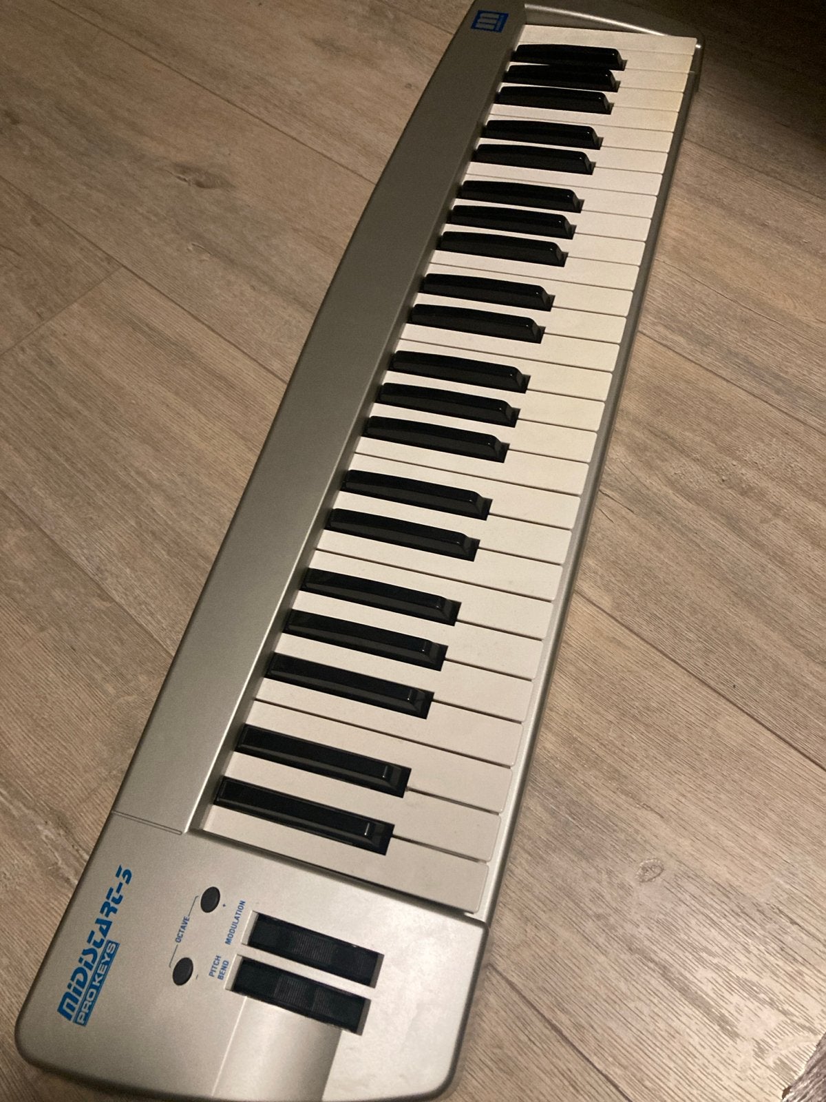 Miditech Midistart 3 MIDI Keyboard Controller, Muziek en Instrumenten, Keyboards, Gebruikt, Midi-aansluiting, Ophalen of Verzenden
