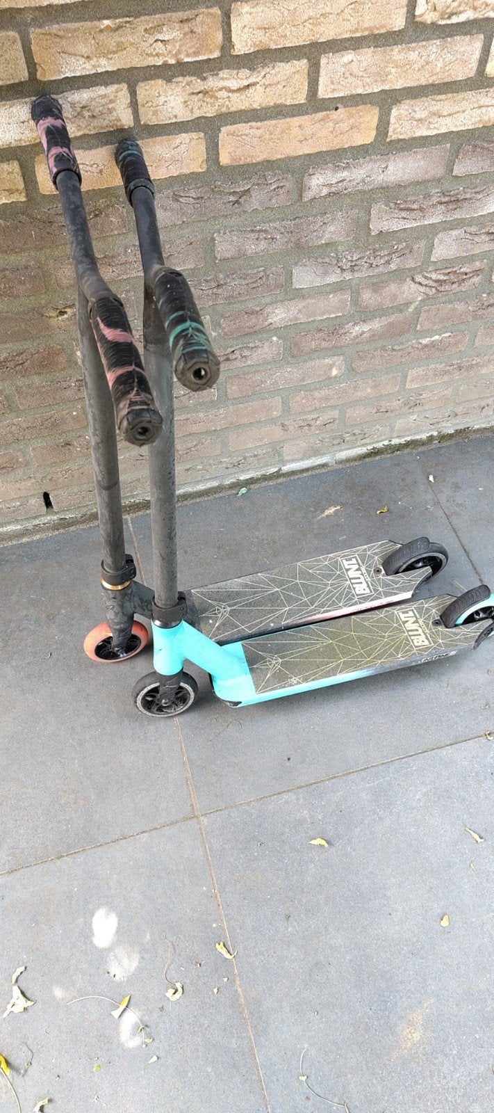 Twee Stuntsteps van Blunt Scooters - Gebruikt, Ophalen of Verzenden, Gebruikt, Gewone step, Blunt