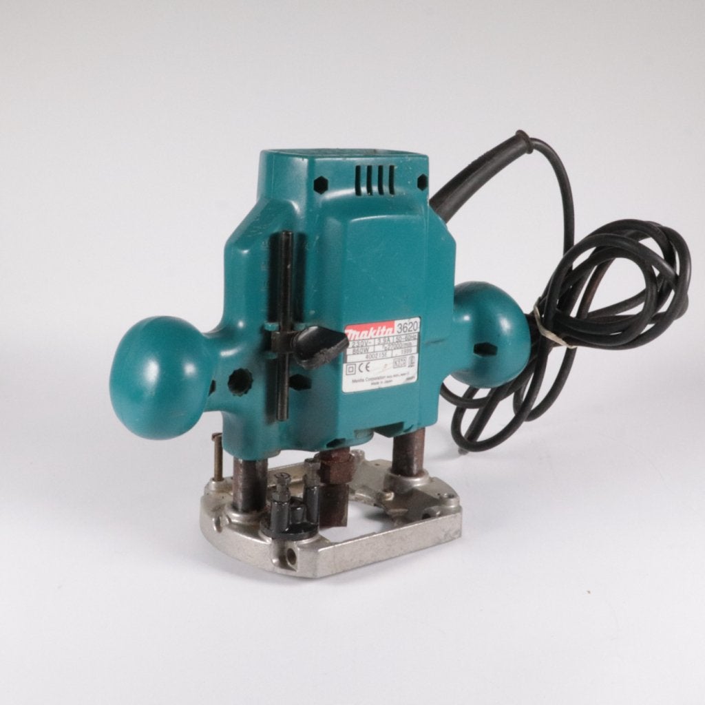Makita 3620 Bovenfrees - Gebruikte Staat, Makita, Gebruikt, Support@makita.com, Makita Corporation, 3-11-8, Sumiyoshi-cho, 
Anjo, Aichi 446-8502
Japan