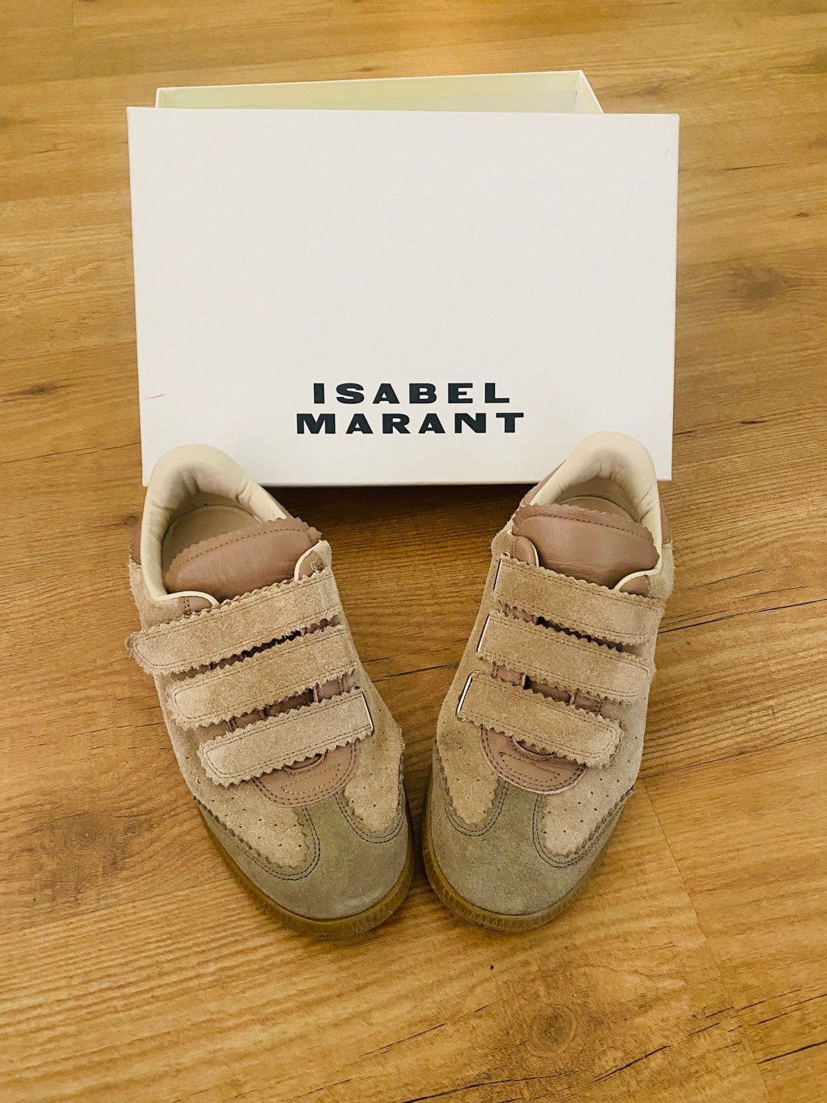 Sneakers Isabel Marant, Beige, Ophalen of Verzenden, Sneakers of Gympen, Gedragen