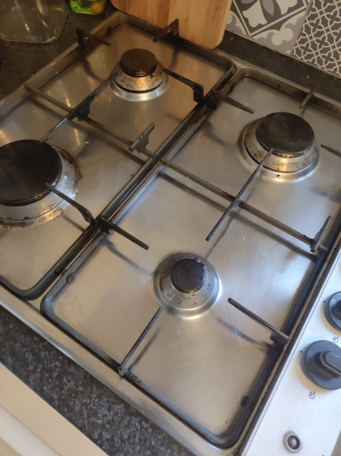 Goedwerkende Gasfornuis met 4 Pitten, Witgoed en Apparatuur, Fornuizen, Ophalen, Gebruikt, Gas, 4 kookzones