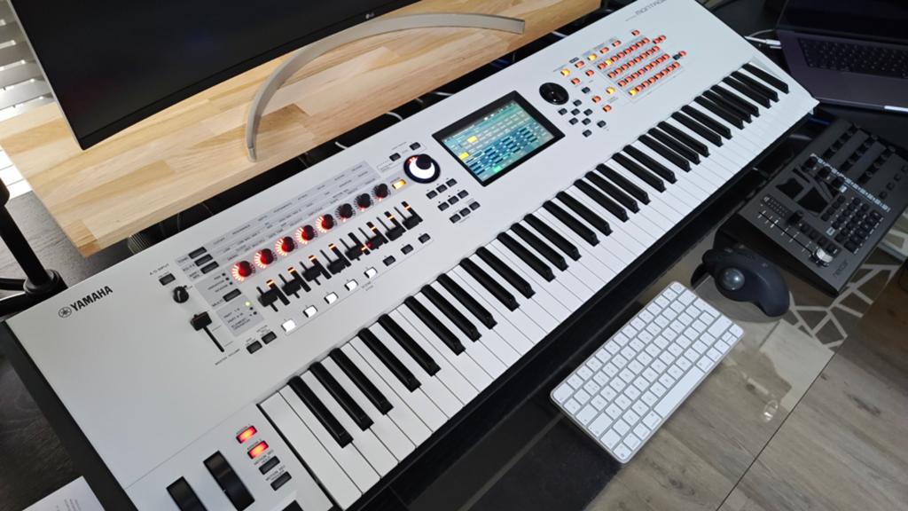 Yamaha Montage 7 White Edition, Muziek en Instrumenten, Synthesizers, Ophalen, Zo goed als nieuw, 76 toetsen, Yamaha