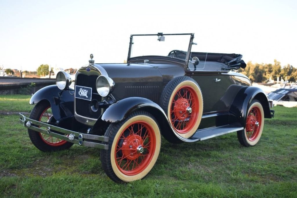 Ford Model A Deluxe Roadster 1929 in gerestaureerde staat, Achterwielaandrijving, Beige, 40 pk, Cabriolet