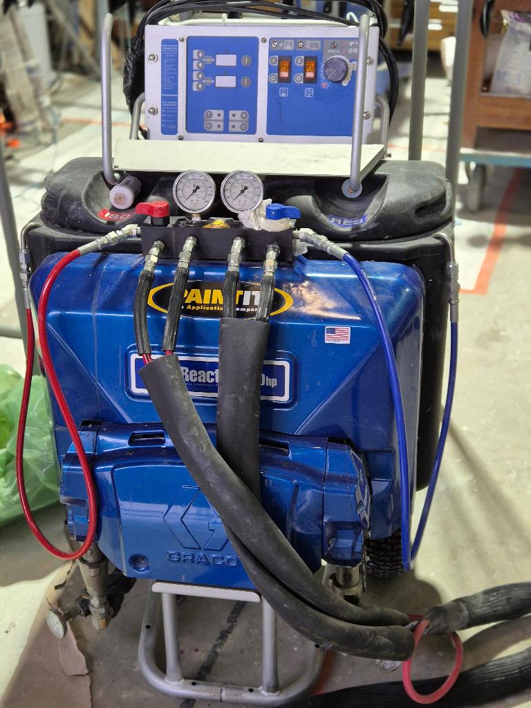 Graco Reactor E-10HP Spuitmachine voor Polyurea/PUR + 2 guns, Ophalen, Zo goed als nieuw