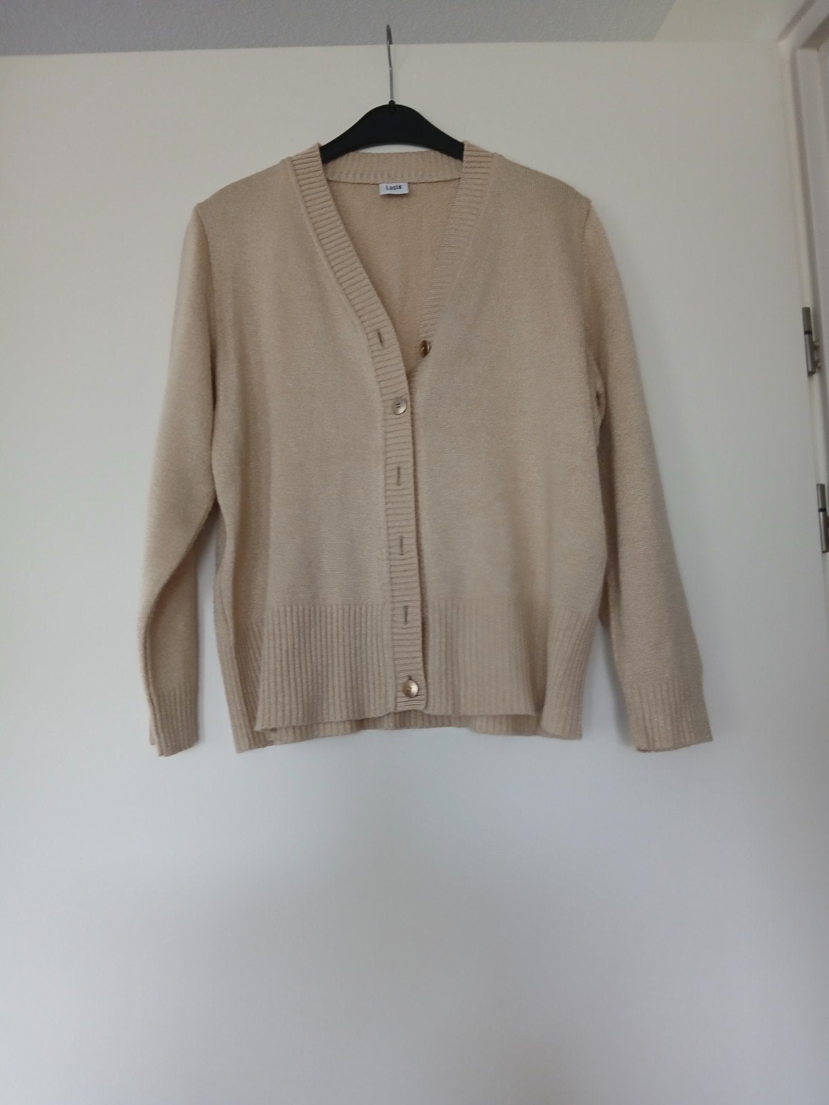 Een Lucia vest in goudkleur in maat 42., Ophalen, Maat 42/44 (L), Zo goed als nieuw, Goud