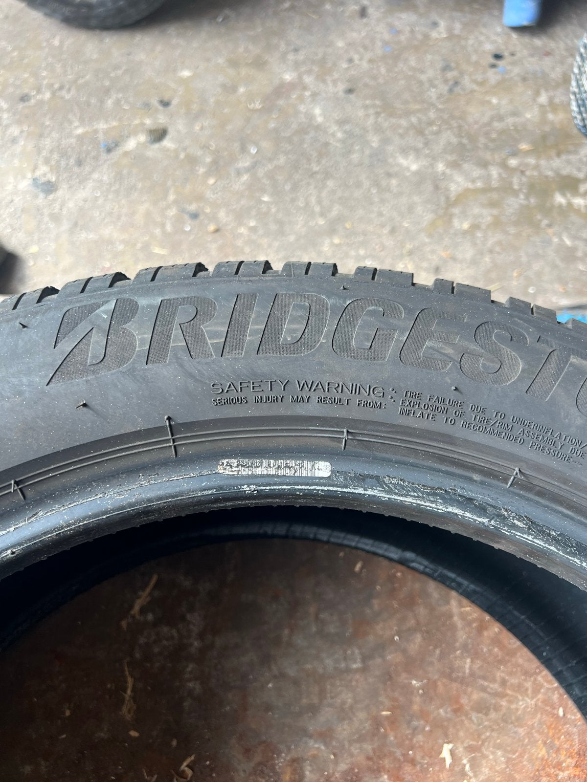 Bridgestone Blizzak LM005 Winterbanden 215/55R18, 18 inch, Geen, Band(en), Personenwagen