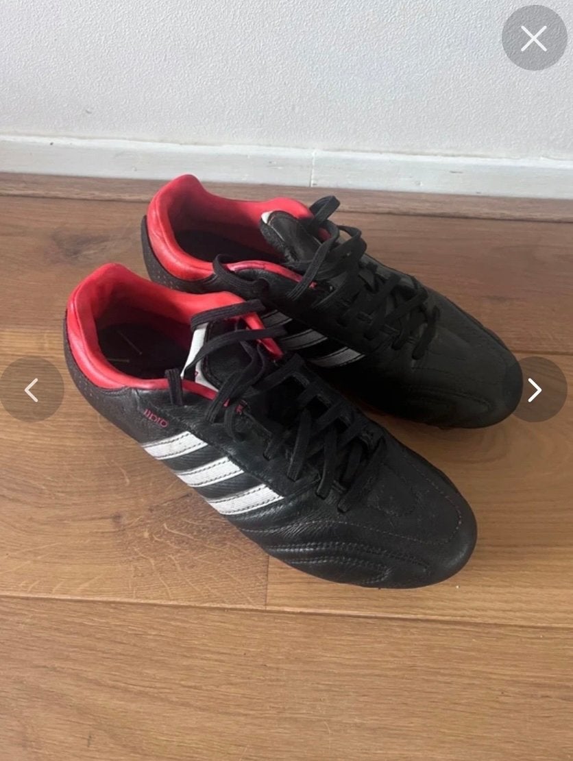 Adidas voetbalschoenen maat 39 1/3, Ophalen of Verzenden, Gebruikt, Schoenen