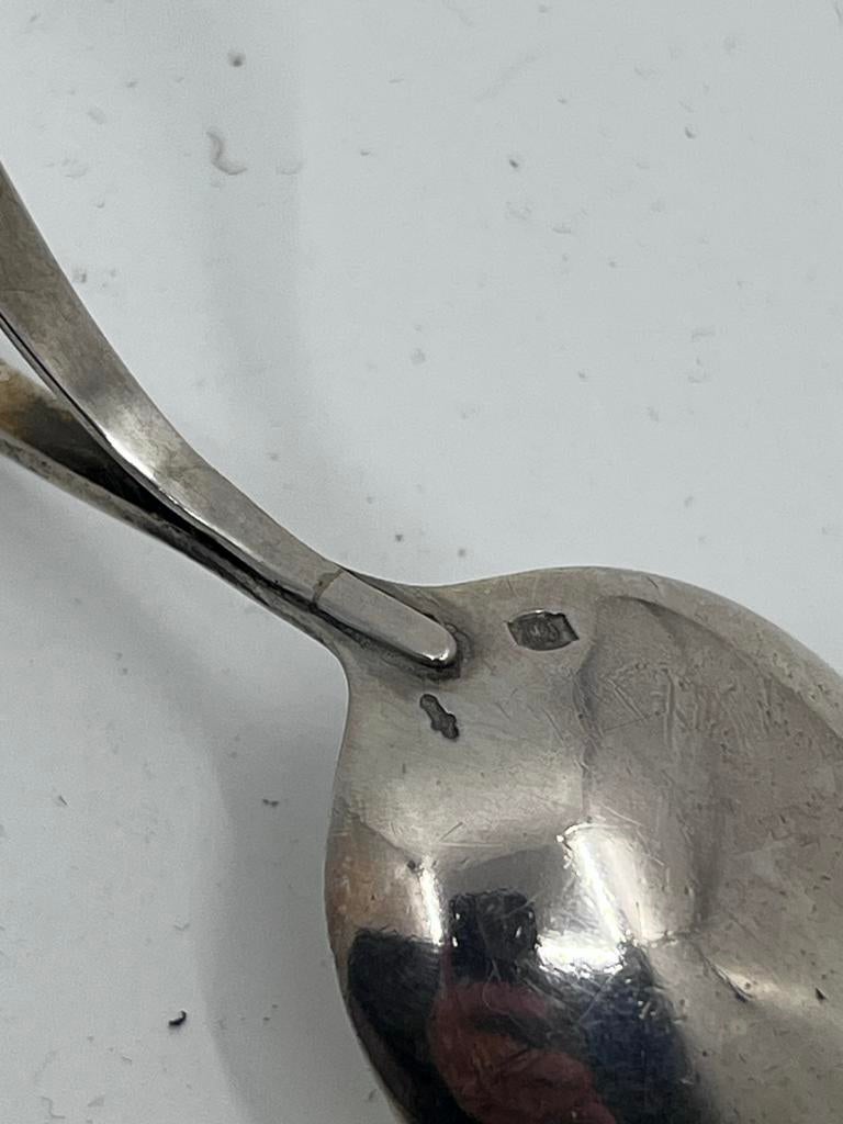 Amuselepel zilver, gekeurd met zwaardje , gemerkt van Kempen, Ophalen of Verzenden, Zilver