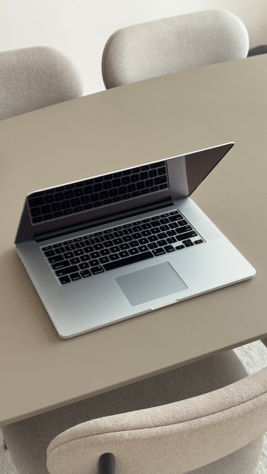 Foto 3 van Defect! MacBook Pro 15-inch Retina (Mid 2015)