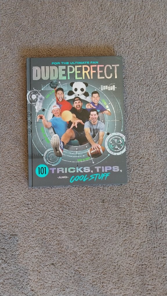 Dude perfect tricks and tips, Ophalen of Verzenden, Zo goed als nieuw