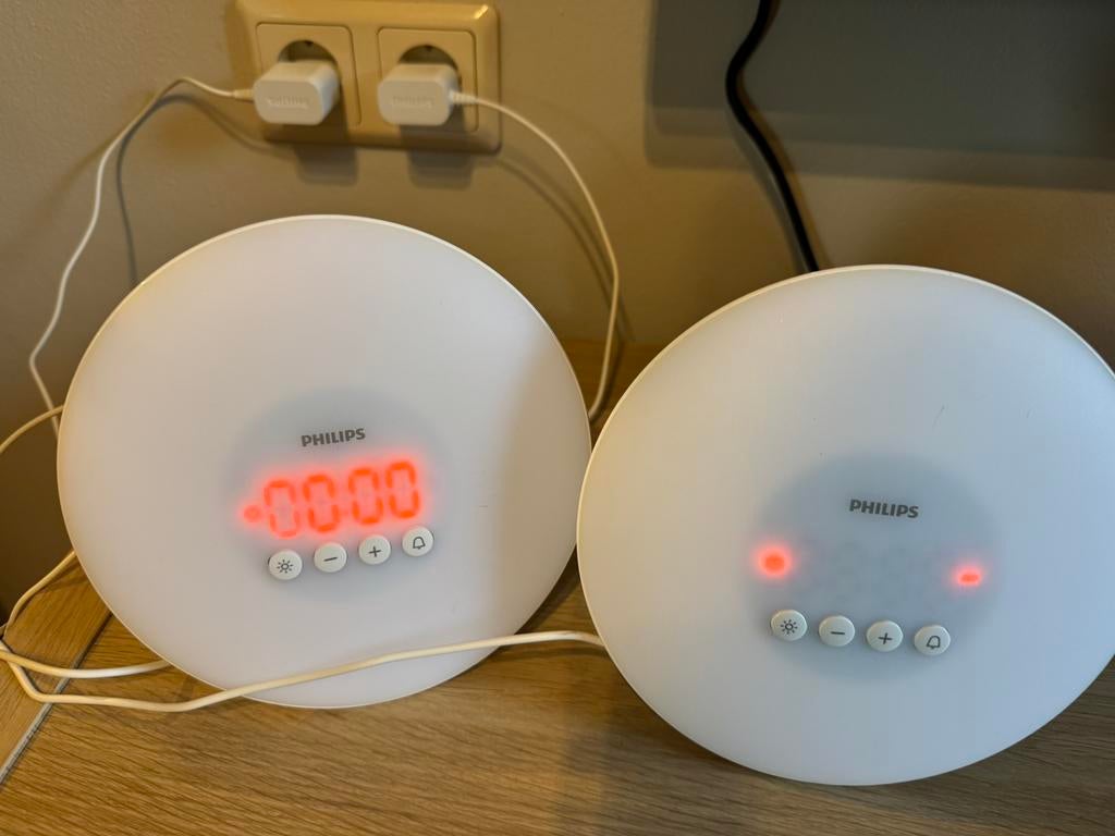 Wake-up wekker Philips 2 stuks, Ophalen of Verzenden, Zo goed als nieuw
