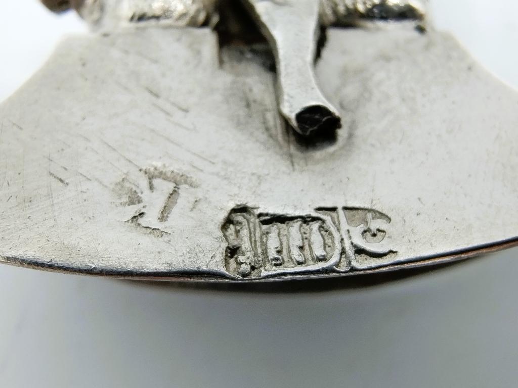 Zilveren miniatuur hobbelpaard, J. Koningh, Enkhuizen, 1743, Antiek en Kunst, Antiek | Goud en Zilver, Verzenden, Zilver