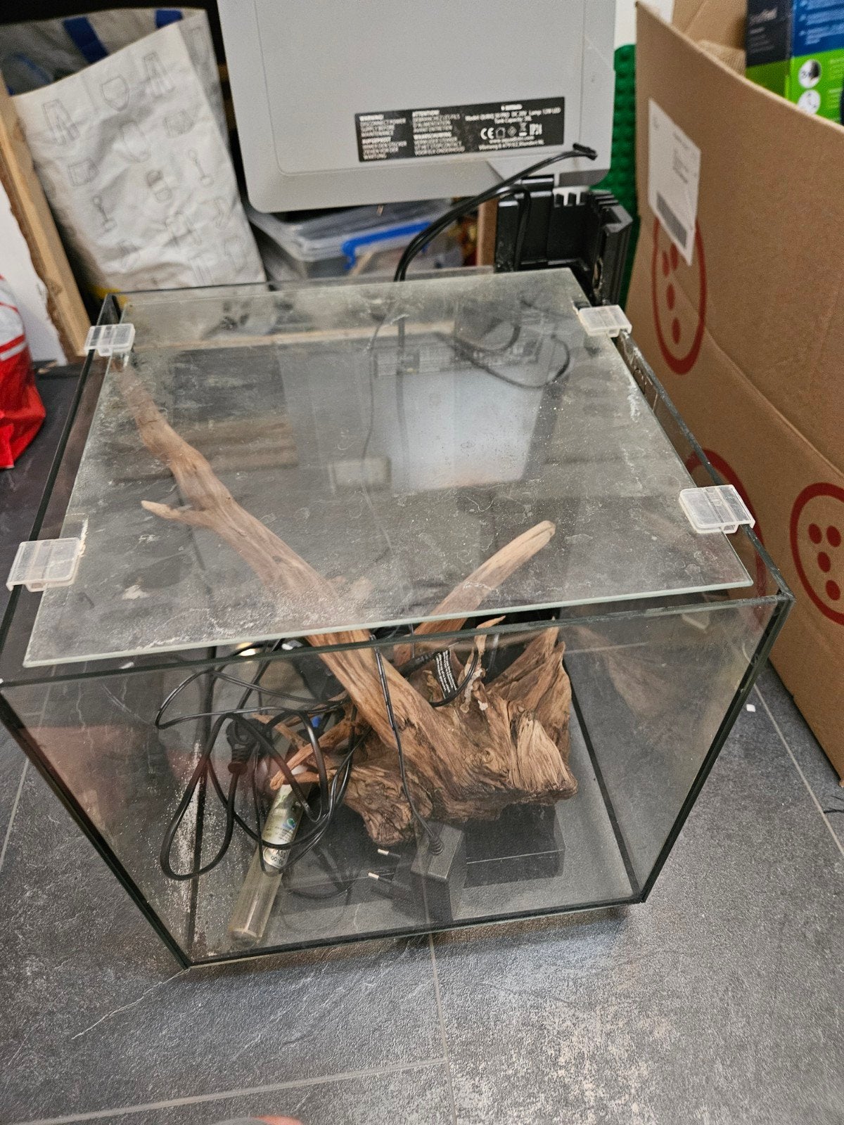Superfish Qubiq 30 Pro, Zo goed als nieuw, Leeg aquarium, Superfish, Ophalen