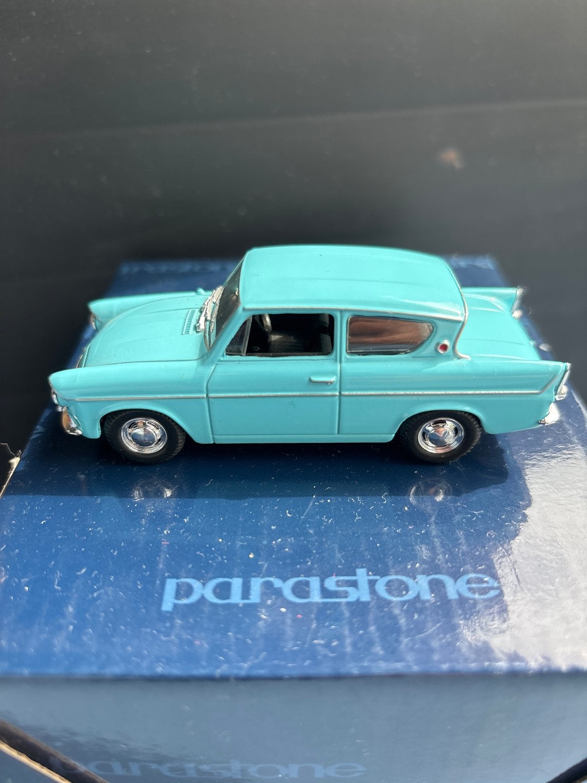 James Bond Collectie Ford Anglia Modelauto, Ophalen of Verzenden, Zo goed als nieuw