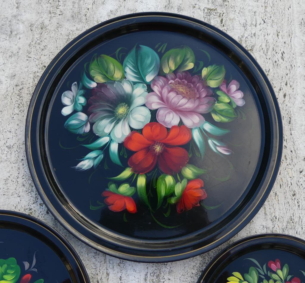 3 x Super Mooie USSR Metalen Dienblad met Bloemen, Ophalen of Verzenden