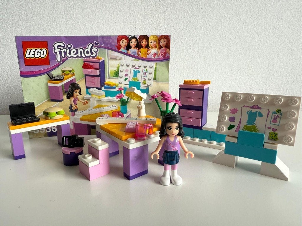 LEGO Friends 3936 – Emma's Fashion Design Studio (2012), Lego, Friends, Ophalen of Verzenden, Zo goed als nieuw