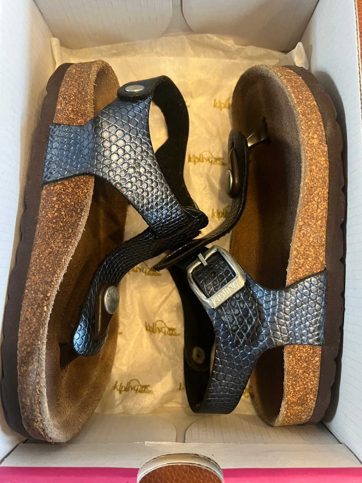 Kipling Teensandaaltje - Maat 27, Gebruikt, Meisje, Schoenen, Ophalen of Verzenden