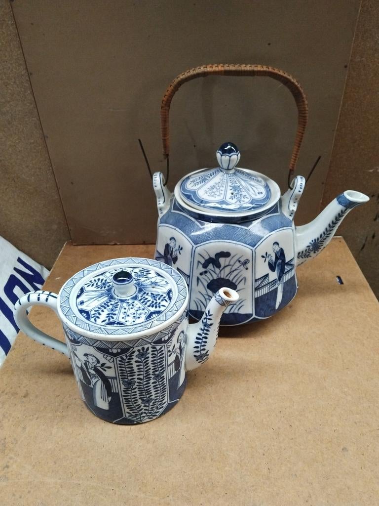 Lange leis,, grote en kleine theepot, Maastricht, Antiek en Kunst, Ophalen of Verzenden
