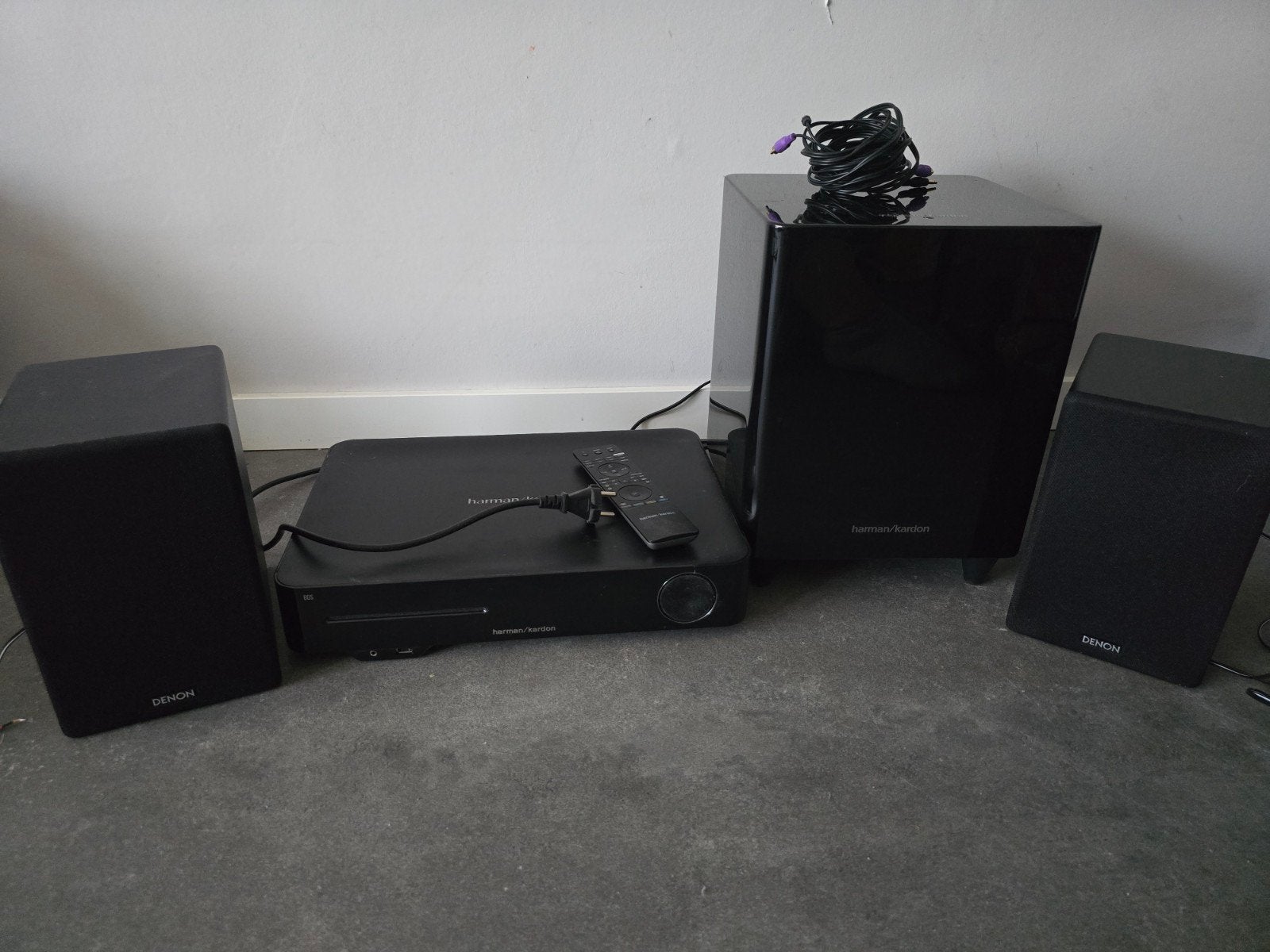 Harman Kardon BDS 277 home cinema set met Denon speakers, 2.1-systeem, Blu-ray-speler, 70 watt of meer, Zo goed als nieuw
