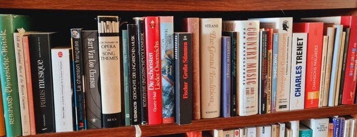 Muziekboeken, hele plank - diverse titels, Ophalen of Verzenden, Gelezen, Algemeen