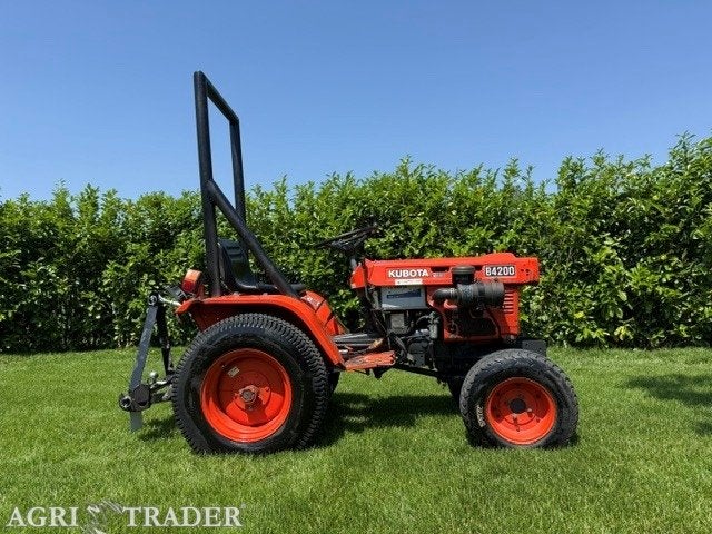 Kubota B4200 4WD op gazonbanden, Niet opgegeven, -, Niet opgegeven