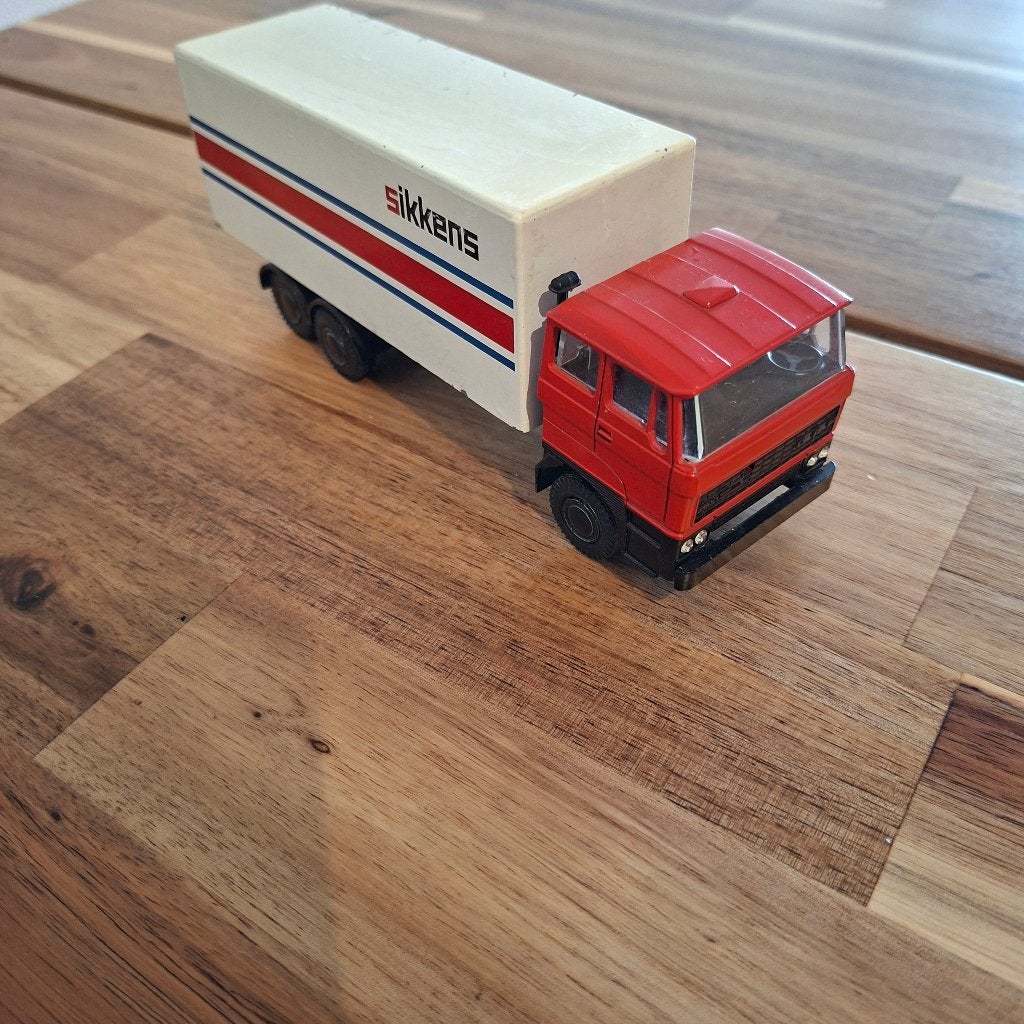 DAF,S DIV 2300 MW & HANGER,2800,+ N,SERIE ,WIP KAR ,3300 TR., Verzenden, Zo goed als nieuw, Bus of Vrachtwagen, Lion Toys