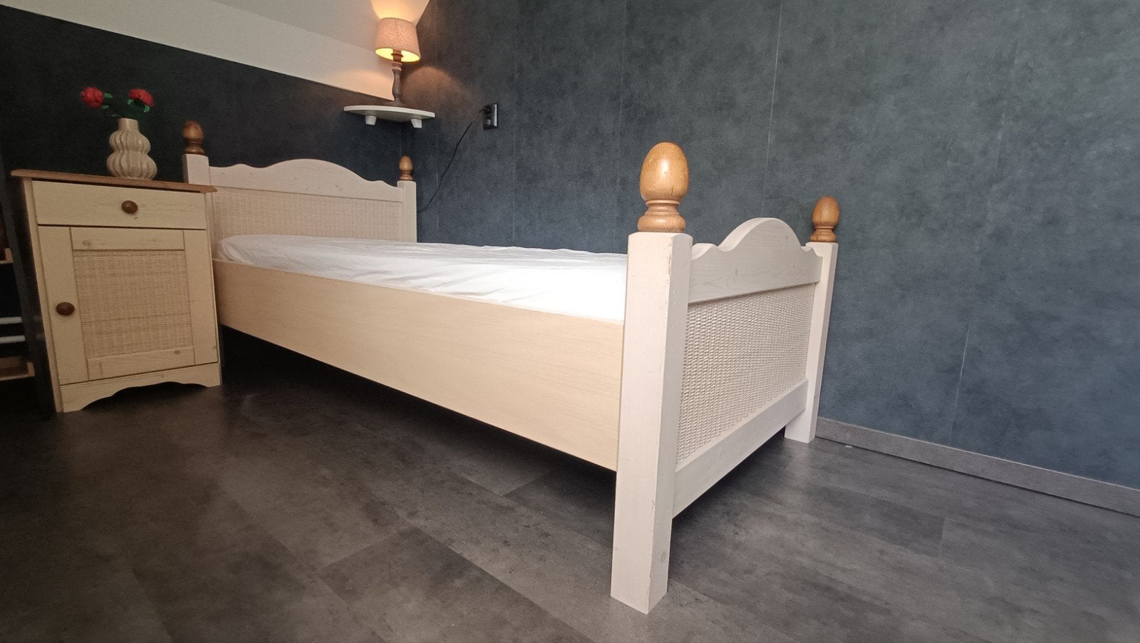 1 persoonsbed, Ophalen, Zo goed als nieuw, Eenpersoons, Hout